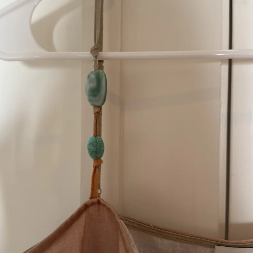 LAURA LINEN DRESS PASTEL CLOUDS. Worn once. Absolutely stunning dress. - Picture 4 of 8